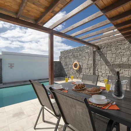 Beautiful Lanzarote 3 Bedrooms Strelitzia South Facing & Secluded Private Pool Villa