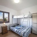 Beautiful Lanzarote 3 Bedrooms Strelitzia South Facing & Secluded Private Pool فيلة *