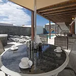 Beautiful Lanzarote 3 Bedrooms Strelitzia South Facing & Secluded Private Pool بلايا بلانكا