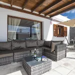 Beautiful Lanzarote 3 Bedrooms Strelitzia South Facing & Secluded Private Pool * Playa Blanca (Lanzarote)