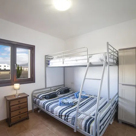 Beautiful Lanzarote 3 Bedrooms Strelitzia South Facing & Secluded Private Pool Βίλα *