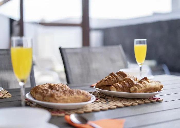 וילה Beautiful Lanzarote 3 Bedrooms Strelitzia South Facing & Secluded Private Pool *